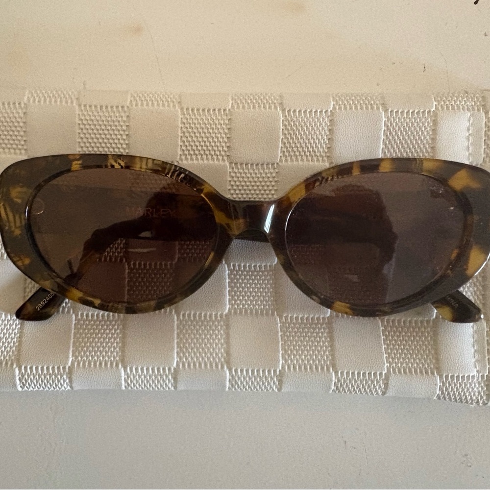 I-SEA Marley Anthropologie Tortoise Shell Sunglasses